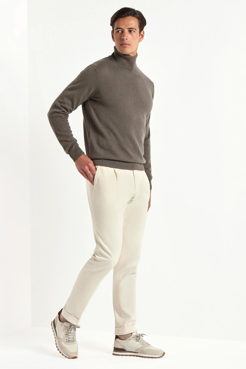 Dolcevita in cashmere taupe scuro – Made in Italy