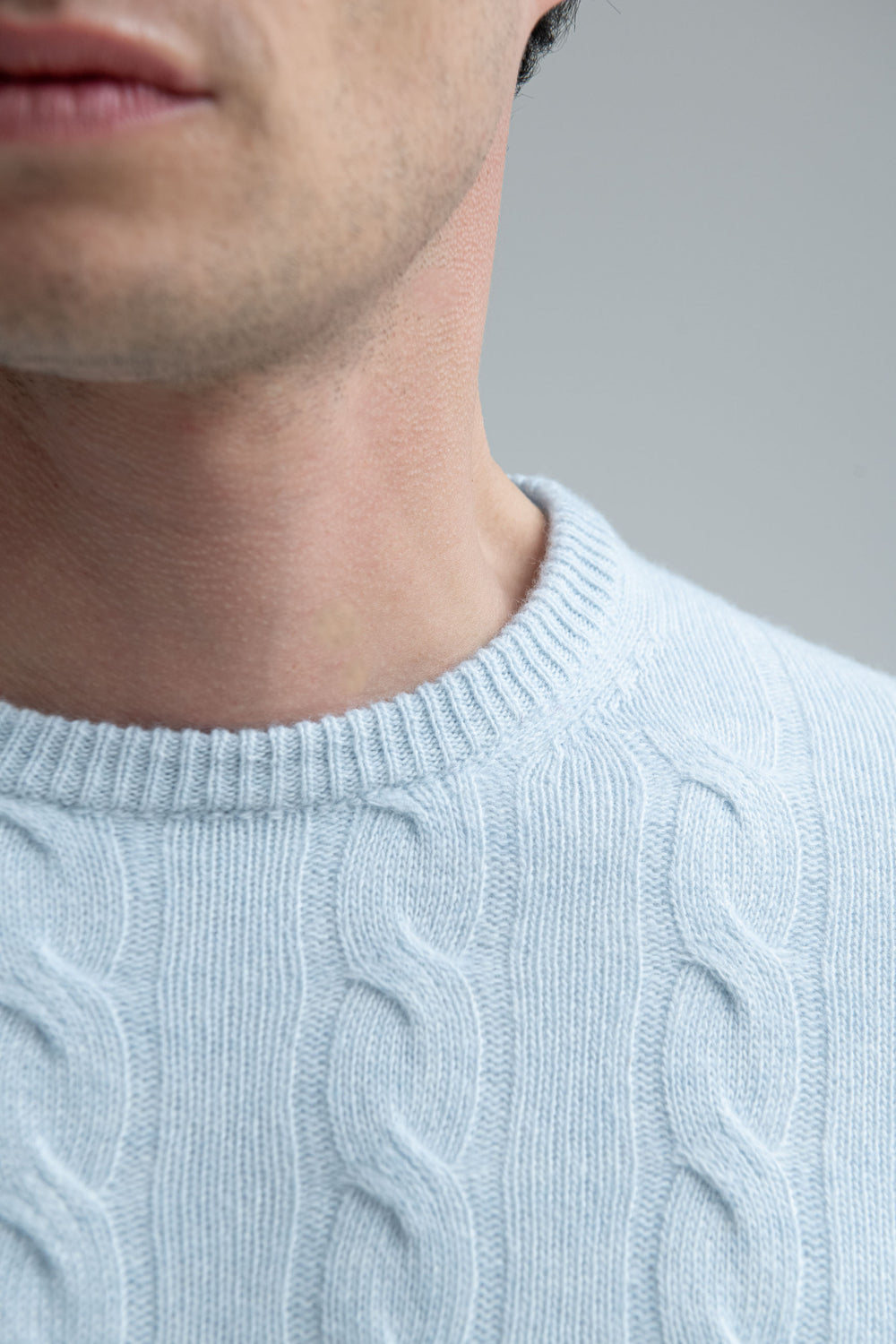 Cable Knit Sweater in merino wool, italian merino wool sweater, Light Blue Cable Knit Sweater in italian wool,  100% superfine Super 100 Merino wool sweater, Maglione Cable Knit in lana merino, maglione italiano in lana merino, Maglione Light Blue Cable Knit in lana italiana, maglione 100% lana superfine Super 100 Merino, Pull en laine mérinos, Pull en laine mérinos italienne, Pull en laine italienne, Pull en laine italienne, 100% laine mérinos super fine Super 100,