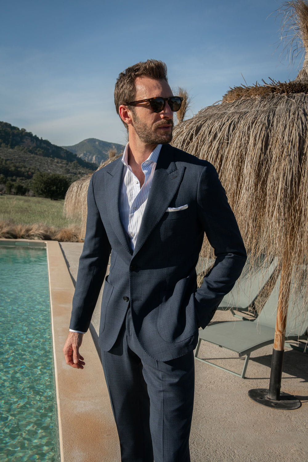 Wool Suit, prince of wales blue suit, blue wool suit, blue prince of wales wool suit, prince of wales suit, italian wool suit, blue summer wool suit, abito blu principe di Galles, abito blu in lana, abito blu principe di Galles, abito principe di Galles, abito italiano in lana, abito estivo in lana, costume bleu du prince de Galles, costume bleu en laine, costume bleu du prince de Galles, costume du prince de Galles, costume italien en laine, costume bleu en laine pour l'été,