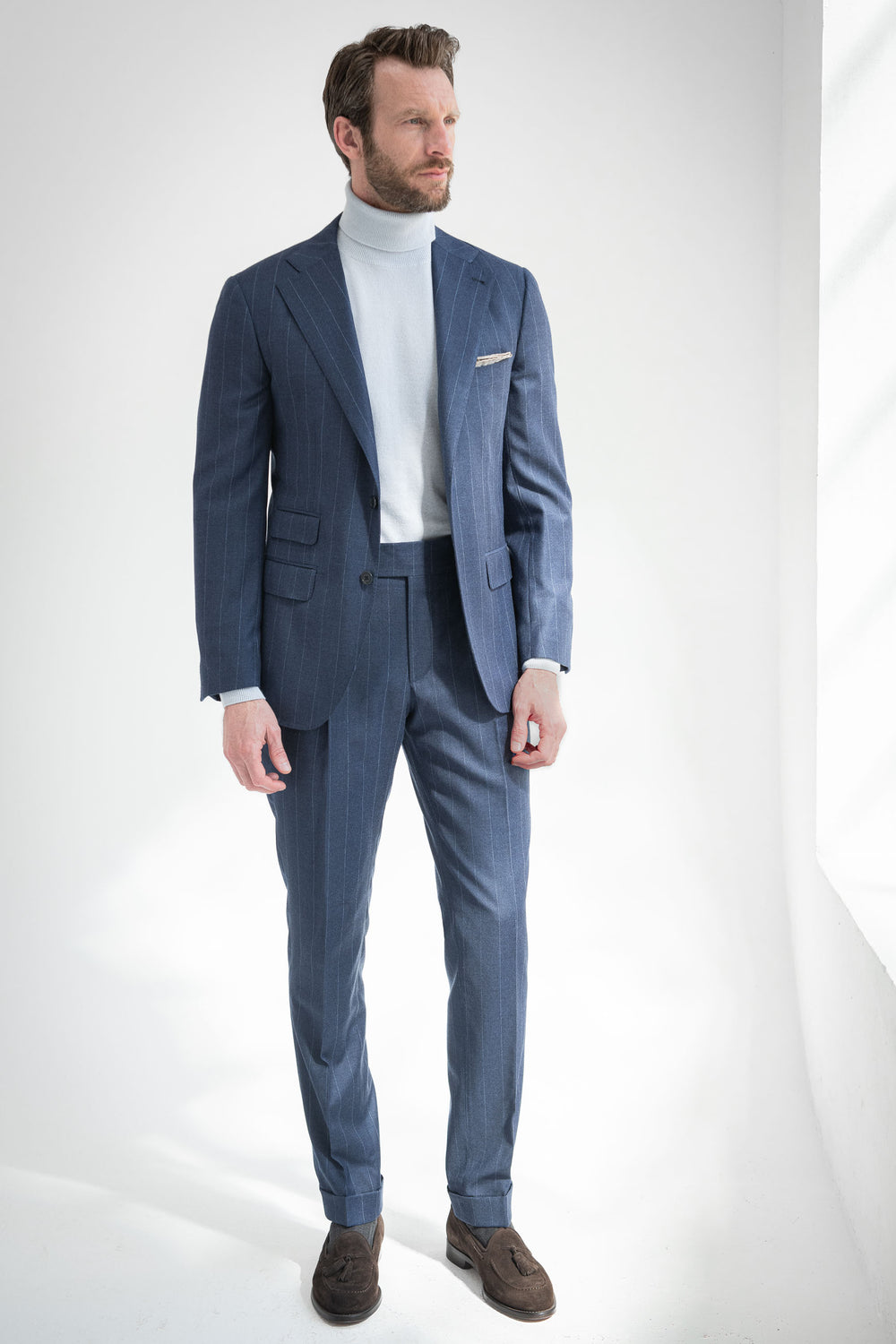 Men 140’s wool suit, Blue Striped Suit, Italian Wool Suit, Wool 140’s blue suit, Abito in lana 140 da uomo, abito a righe blu, abito in lana italiano, abito blu in lana 140, Costume homme 140's en laine, Costume bleu à rayures, Costume italien en laine, Costume bleu 140's, Costume homme 140's en laine, Costume bleu à rayures, Costume italien en laine, Costume bleu 140's,