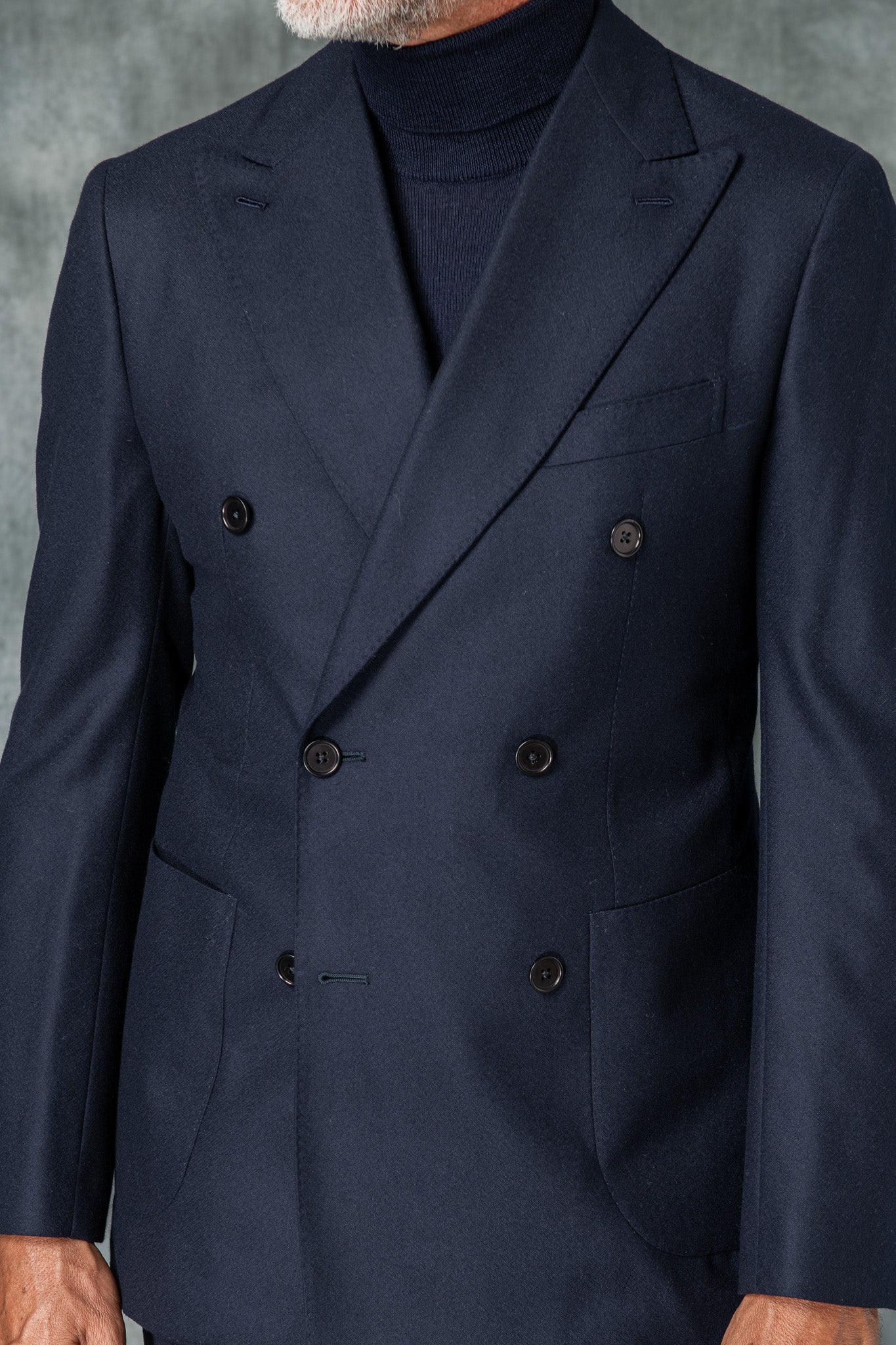 Italian Jacket, Veste Italienne, Giacca Italianablue flannel jacket, blue wool winter jacket,blue flannel jacket, veste flanelle bleu, veste flanelle bleu, mix and match suit grey, blue flannel suit, giacca di flanella antracite, giacca di flanella blu, abito mix and match grigio, abito di flanella blu, veste croisée, giacca doppiopetto, double-breasted jacket