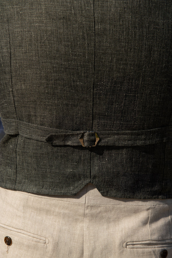 Green Waistcoat, Green Linen Waistcoat, Green Linen Waistcoat, summer waistcoat, italian Green waistcoat, Gilet Vert, Gilet en Lin Vert, Gilet en Lin Vert, Gilet d'été, Gilet Vert Italien, Gilet verde, Gilet verde in lino, Gilet verde in lino, gilet estivo, gilet verde italiano,