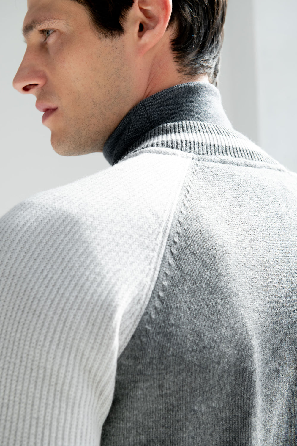 Wool bomber jacket, college style bomber jacket, Gran Sasso bomber, Grey college bomber jacket, Bomber in lana, bomber in stile college, bomber Gran Sasso, bomber college grigio, Veste bombardier en laine, veste bombardier de style universitaire, bomber Gran Sasso, veste bombardier universitaire grise