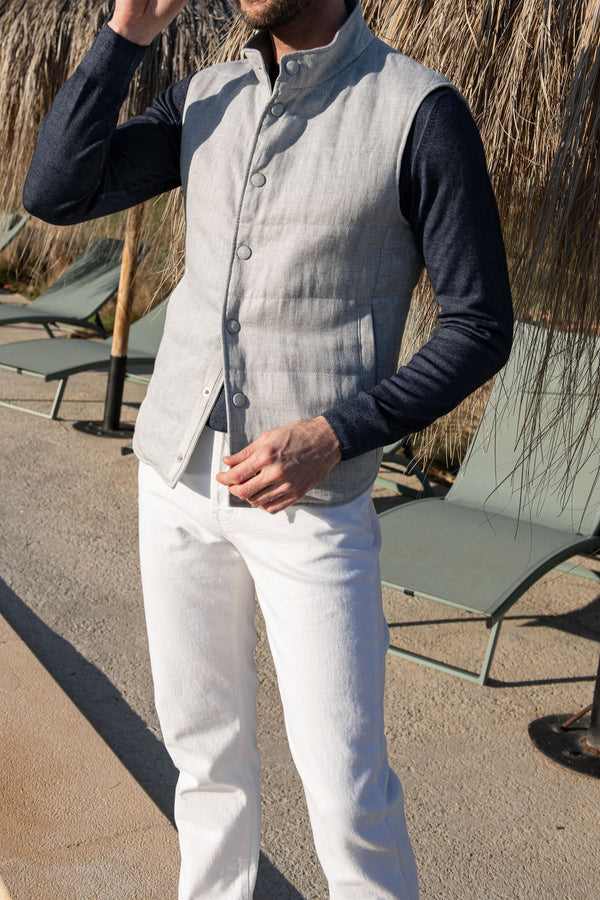Linen Vest, Grey Linen Vest, Chalk Grey Vest, Grey Vest in Linen, Summer Vest, linen elegant vest, Gilet en lin, gilet gris en lin, gilet gris craie, gilet gris en lin, gilet d'été, gilet élégant en lin, Gilet in lino, Gilet in lino grigio, Gilet grigio gesso, Gilet grigio in lino, Gilet estivo, Gilet elegante in lino