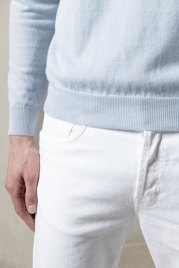 Maglia azzurro chiaro in cashmere girocollo – Made in Italy
