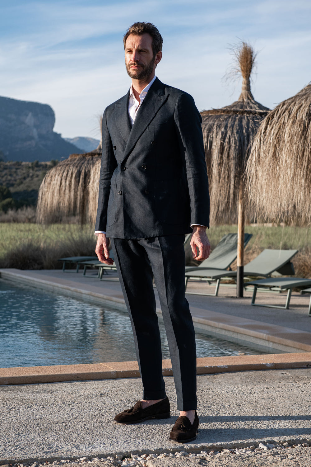 Double Breasted linen jacket, Blue Navy Linen Jacket, Navy  breasted jacket, summer double breasted jacket, Dark Blue jacket, Veste en lin croisée, veste en lin bleu marine, veste à croisée marine, veste à croisée d'été, veste bleu foncé, Giacca doppiopetto in lino, Giacca in lino blu navy, Giacca a doppiopetto navy, Giacca doppiopetto estiva, Giacca blu scuro,