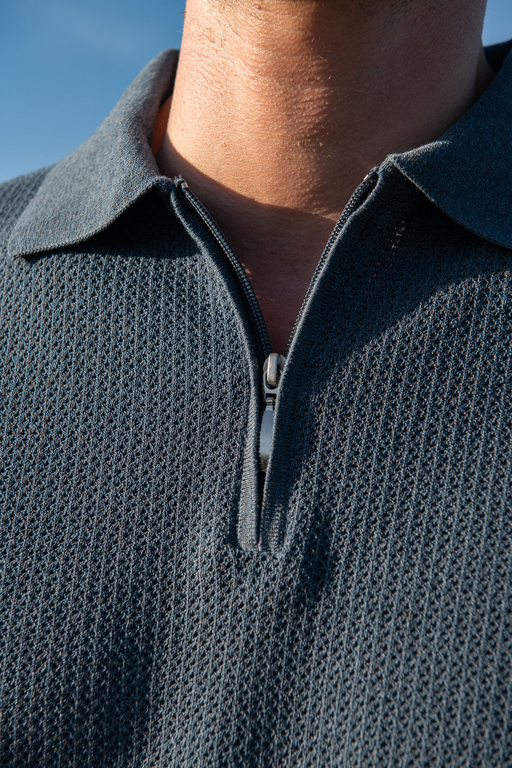 Blue ocean cotton polo zip, polo with zip, blue ocean polo with zip, textured cotton polo with zip, Polo en coton bleu océan avec fermeture éclair, polo avec fermeture éclair, polo bleu océan avec fermeture éclair, polo en coton texturé avec fermeture éclair, Polo in cotone blu oceano con zip, polo con zip, polo blu oceano con zip, polo in cotone testurizzato con zip,