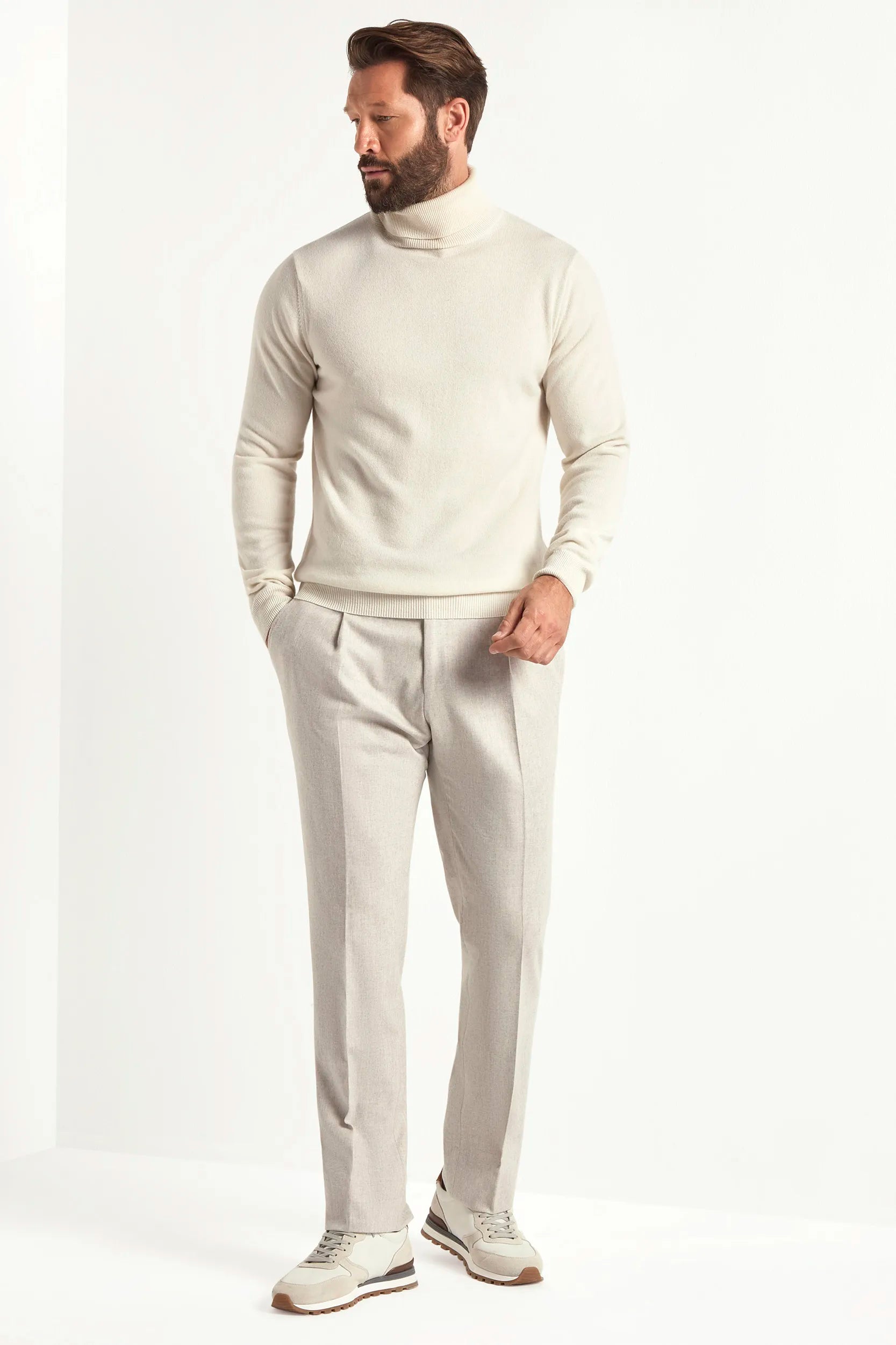 off-white cashmere turtleneck, italian style, made in italy, 100% cashmere turtleneck, luxury cashmere sweater, elegant winter knitwear, refined menswear turtleneck, premium italian sweater, versatile layering turtleneck, fine cashmere knit, tailored cashmere turtleneck, breathable winter sweater, soft cashmere knitwear, upscale cashmere sweater, italian craftsmanship turtleneck, polished winter knit, classic off-white turtleneck, timeless italian sweater, sophisticated cashmere knit, cozy winter cashmere s