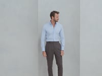 Flannel trousers, brown trousers, sartorial trousers, italian style; pantalons en flanelle, pantalons marrons, pantalons sartoriaux, style italien , pantalons fabriqués en Italie, pantaloni in flanella, pantaloni marroni, pantaloni sartoriali, stile italiano; pantaloni made in italy, winter trousers, chino trousers, pleated trousers, pantalon d'hiver, pantalon chino, pantalon à plis, pantalons gurkha, gurkha trousers, pantaloni gurka