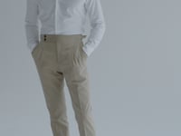 cotton trousers, trousers, sartorial trousers, italian style; pantalons en coton, pantalons, pantalons sartoriaux, style italien ; pantalons fabriqués en Italie, pantaloni in cotone, pantaloni, pantaloni sartoriali, stile italiano; pantaloni made in italy, winter trousers, chino trousers, pleated trousers, pantalon d'hiver, pantalon chino, pantalon à plis