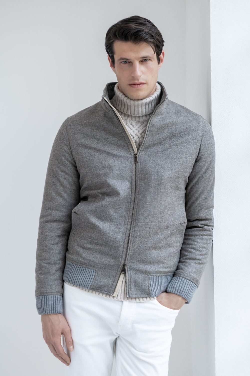 Bomber taupe imbottito in lana e cashmere – Made in Italy