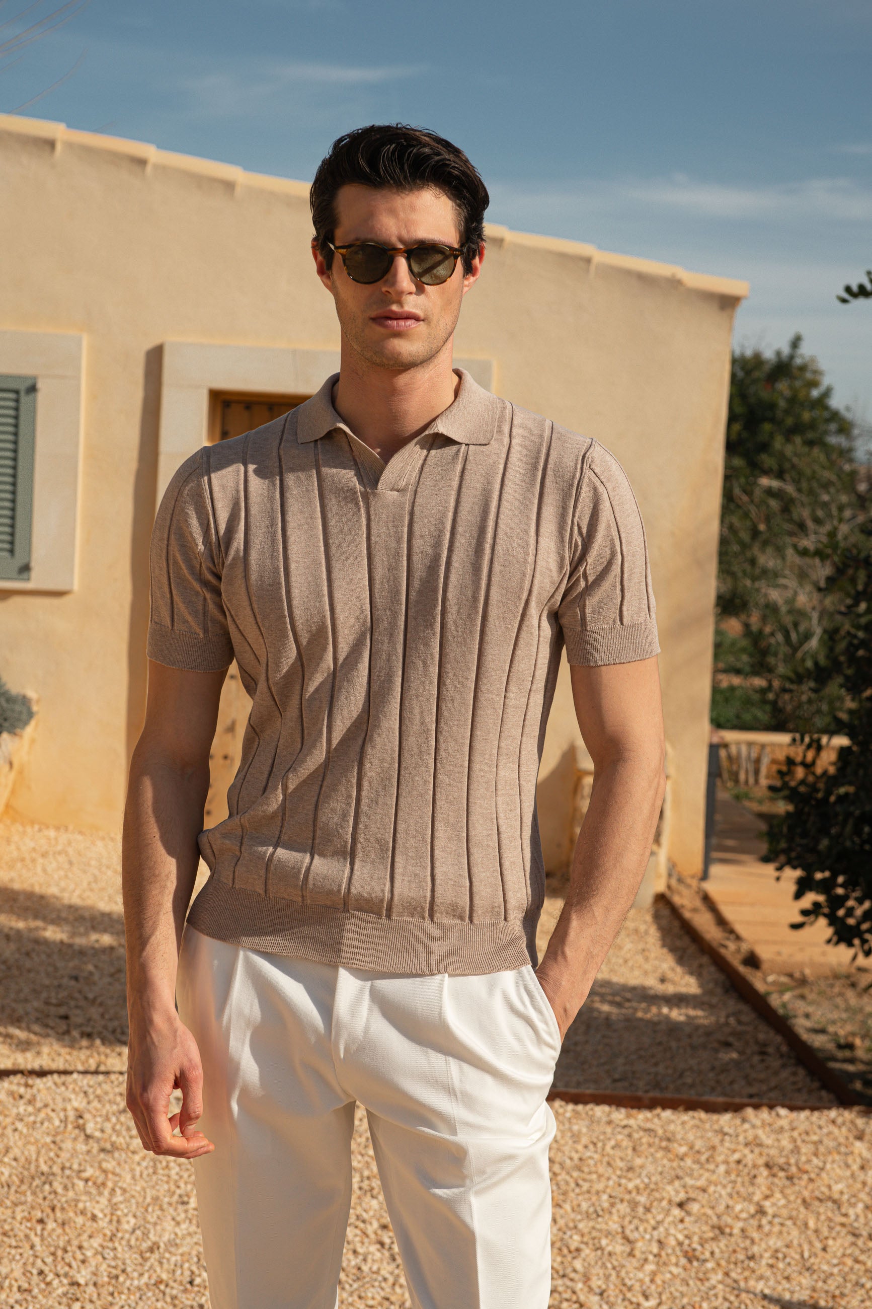 Taupe Ribbed Polo, Knit Polo Taupe, cotton knitted polo, cotton ribbed Taupe polo, Taupe Ribbed Knit Polo, Polo Taupe a coste, Polo Taupe a maglia, Polo in cotone a maglia, Polo Taupe in cotone a coste, Polo Taupe a maglia, Polo Taupe côtelé, Polo Taupe tricoté, Polo coton tricoté, Polo Taupe coton côtelé, Polo Taupe tricoté,