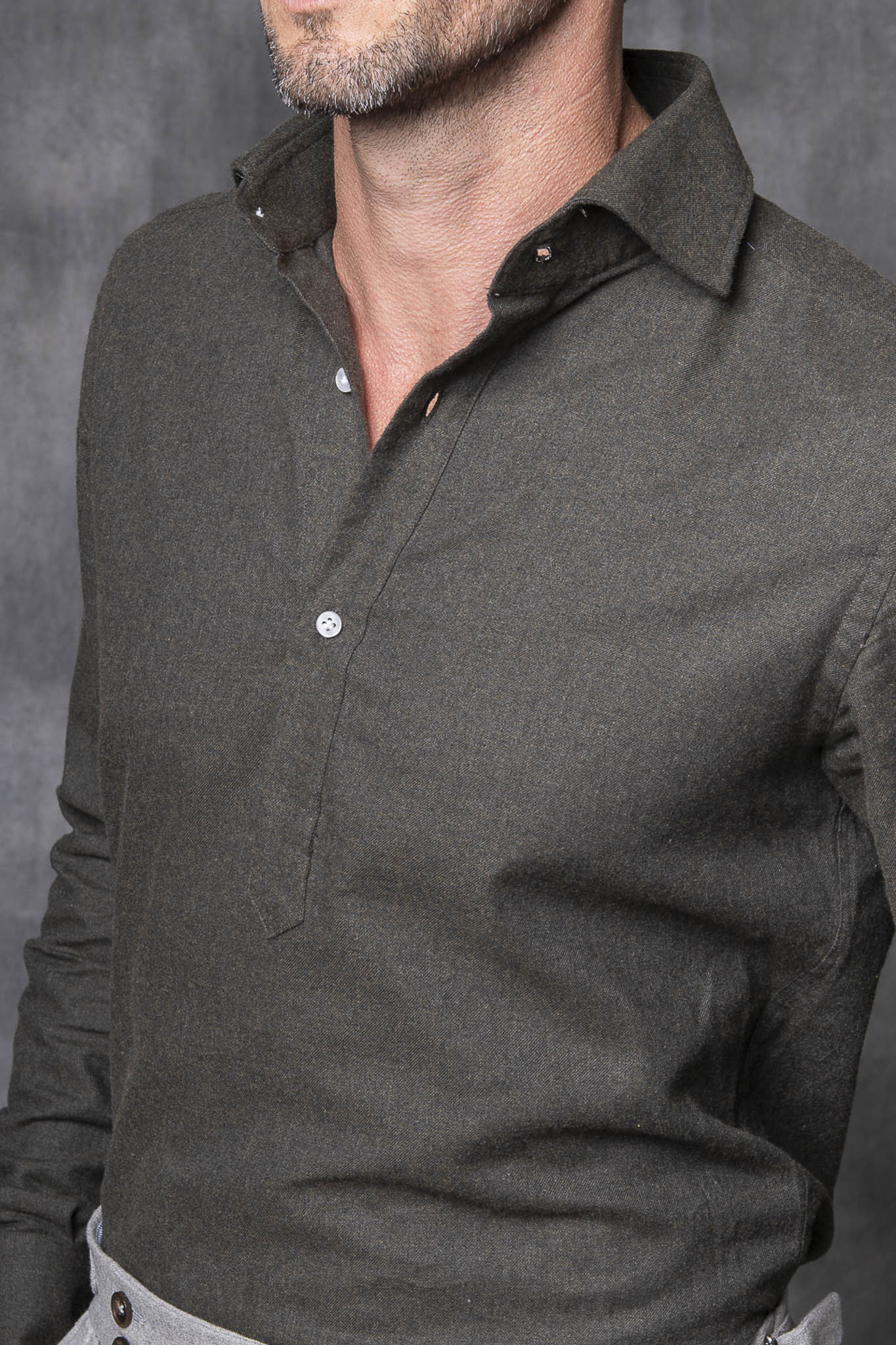 camicia in flanella, flanella italiana, camicia in flanella verde, stile italiano,popover verde, chemise en flanelle,flanelle italienne,chemise en flanelle verte ,style italien,popover verte, flannel shirt,italian flannel,green flannel shirt,italian style,green popover