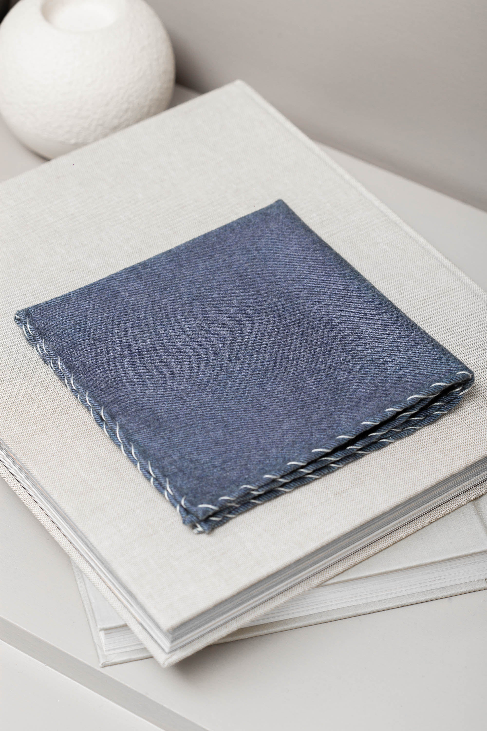 Blue flannel cotton pocket square with white edges - Made in Italy