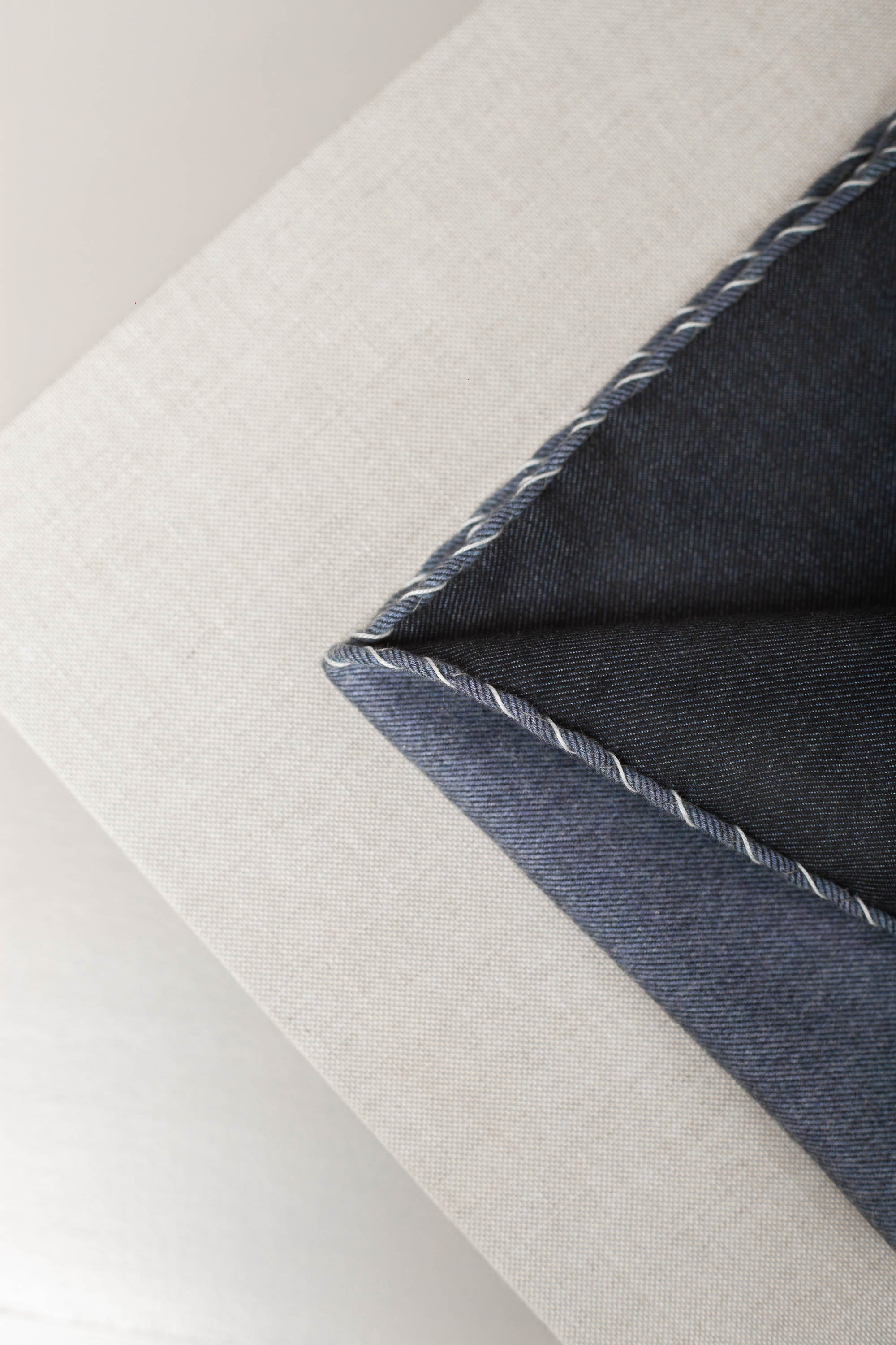 Blue flannel cotton pocket square with white edges - Made in Italy