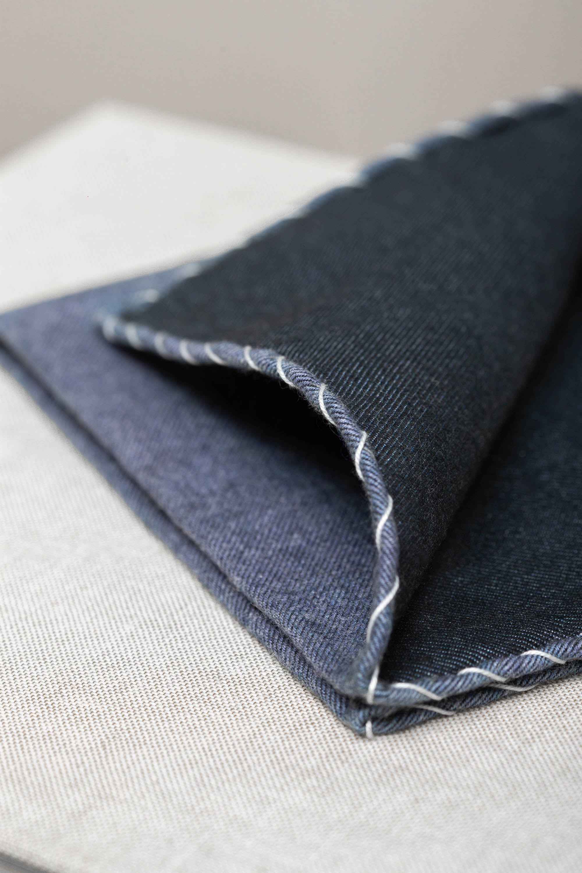 Blue flannel cotton pocket square with white edges - Made in Italy