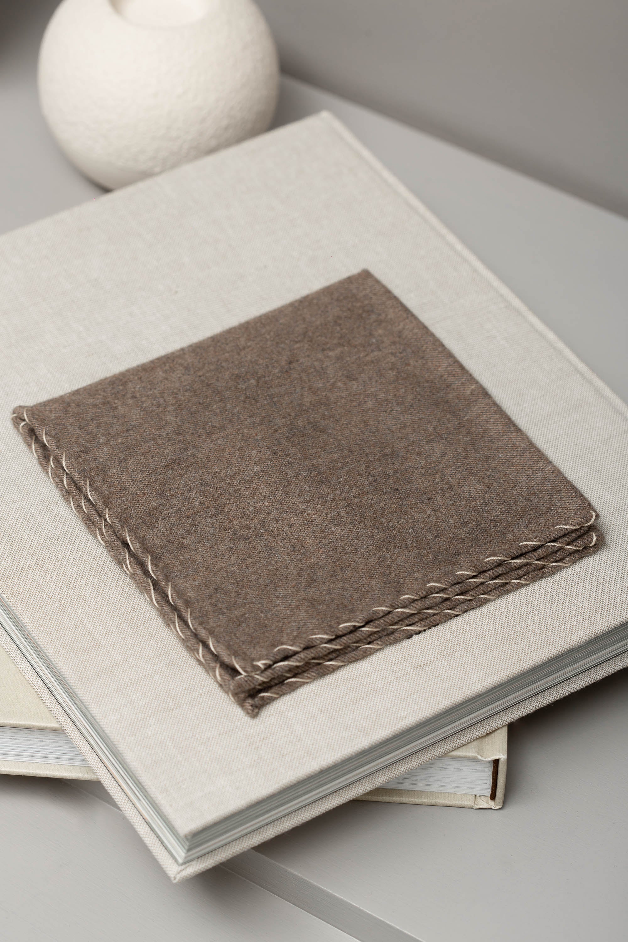 Taupe flannel cotton pocket square with beige edges - Made in Italy