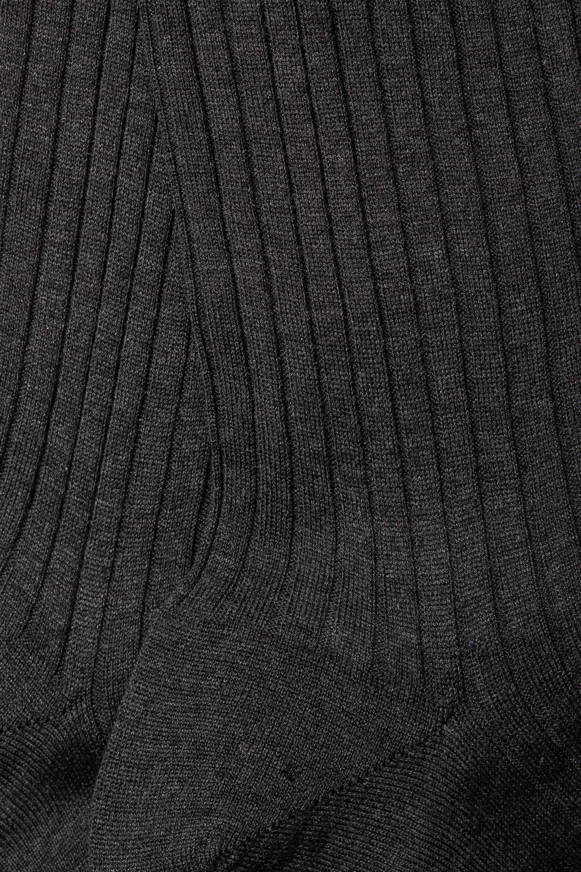 grey socks, grey socks merino wool, chaussette gris, chaussettes gris laine mérinos, calze grigie, calze grigie lana merino