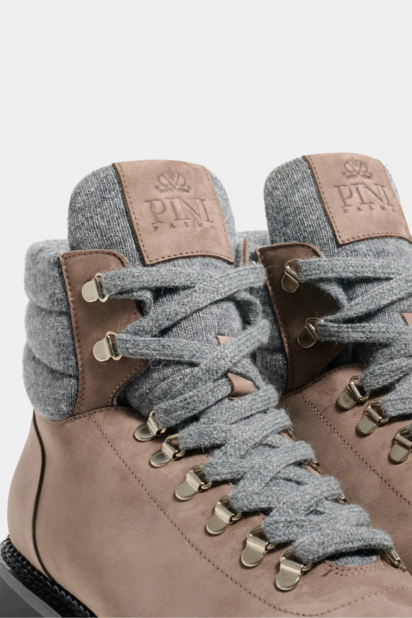 Stivali da montagna in nabuk taupe - Made in Italy