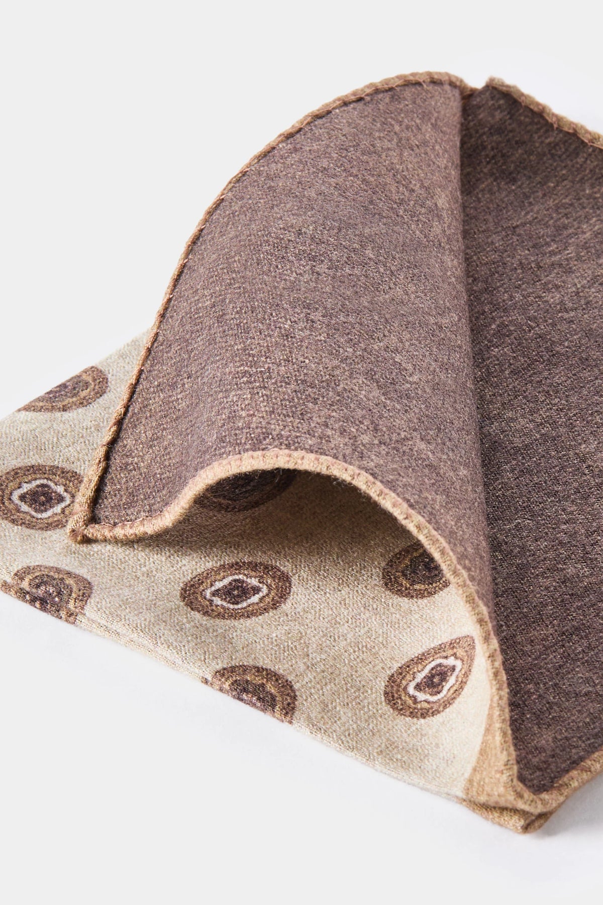 men pini parma fancy pocket square made in italy in beige 