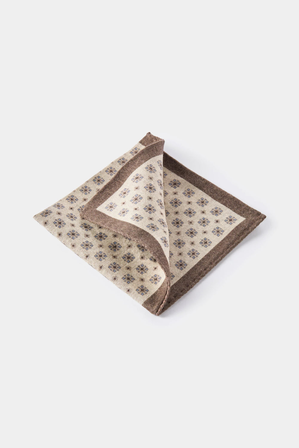 men pini parma pocket square made in italy in beige 