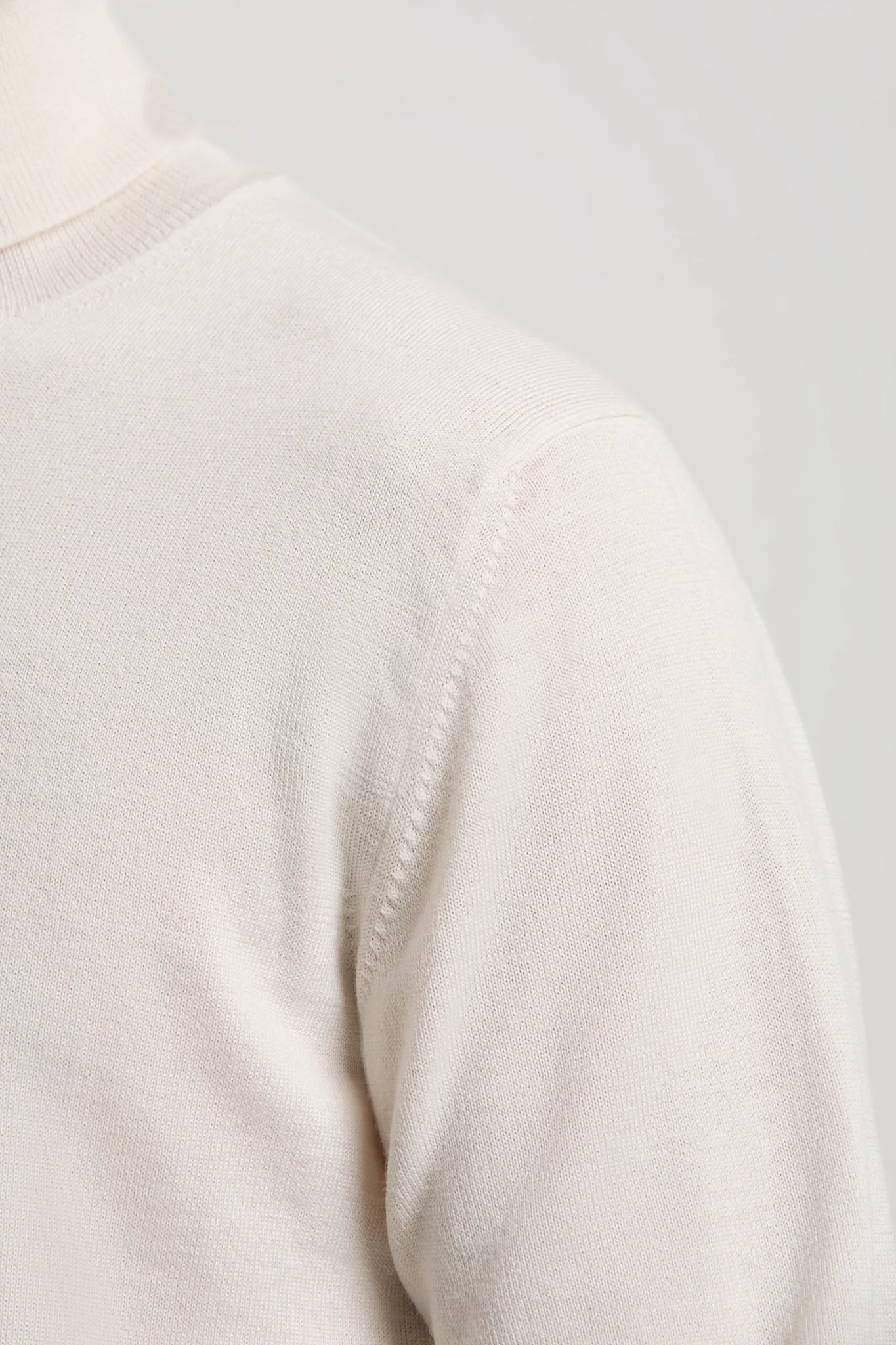 men pini parma cream turtleneck made in italy in merino wool 