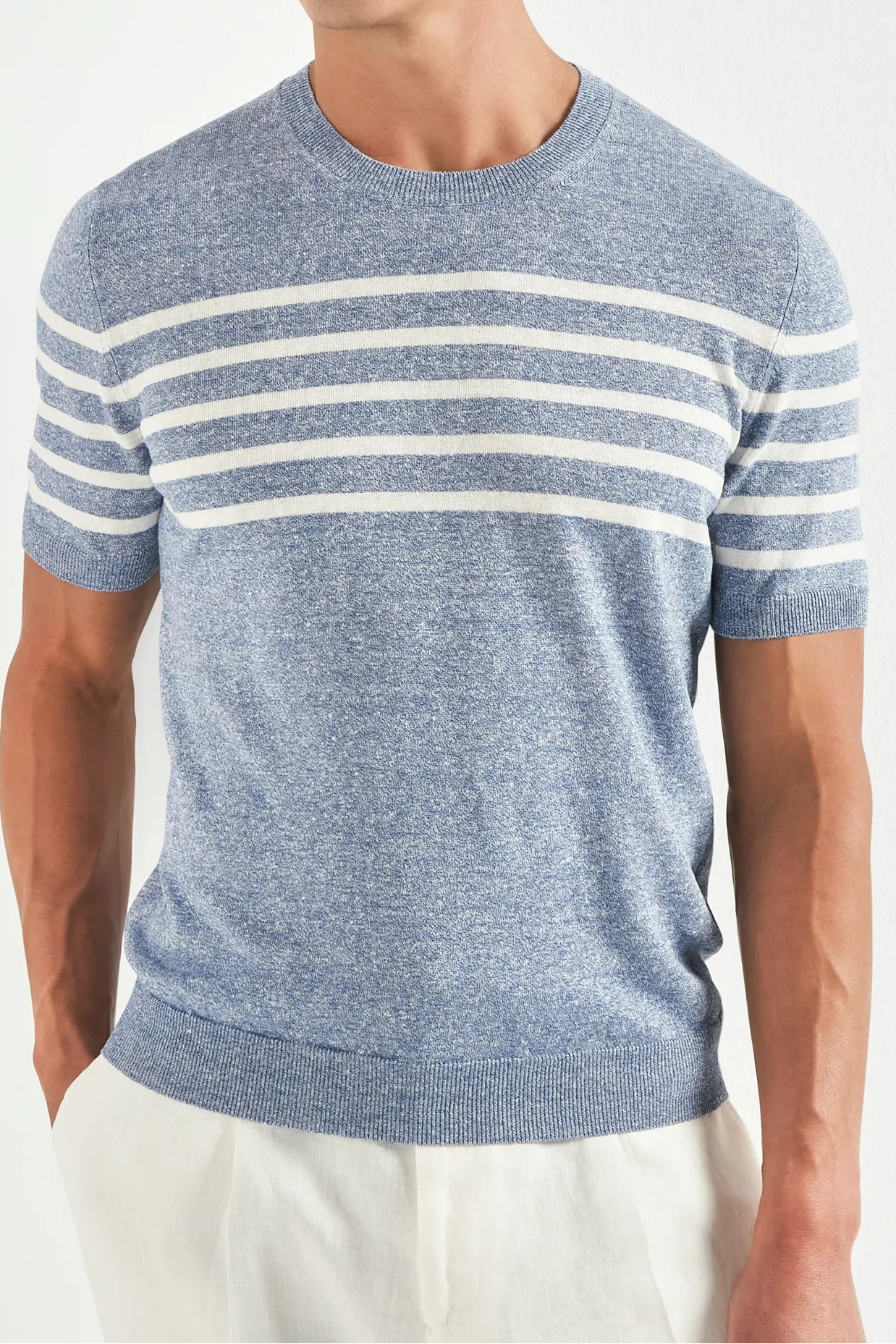 Men Pini Parma light blue striped t-shirt made in Italy by Gran Sasso in linen and cotton 