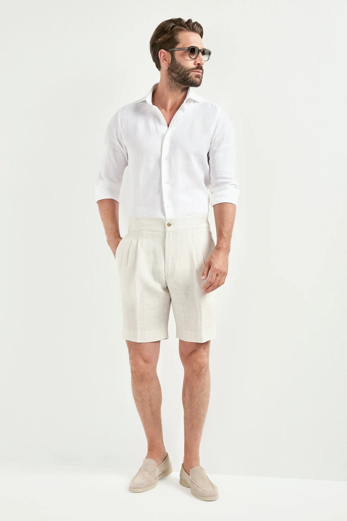 Men Pini Parma écru or beige relaxed shorts made in italy in linen 