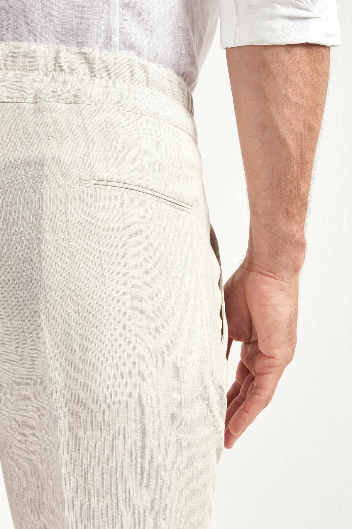 Men Pini Parma écru or beige relaxed shorts made in italy in linen 