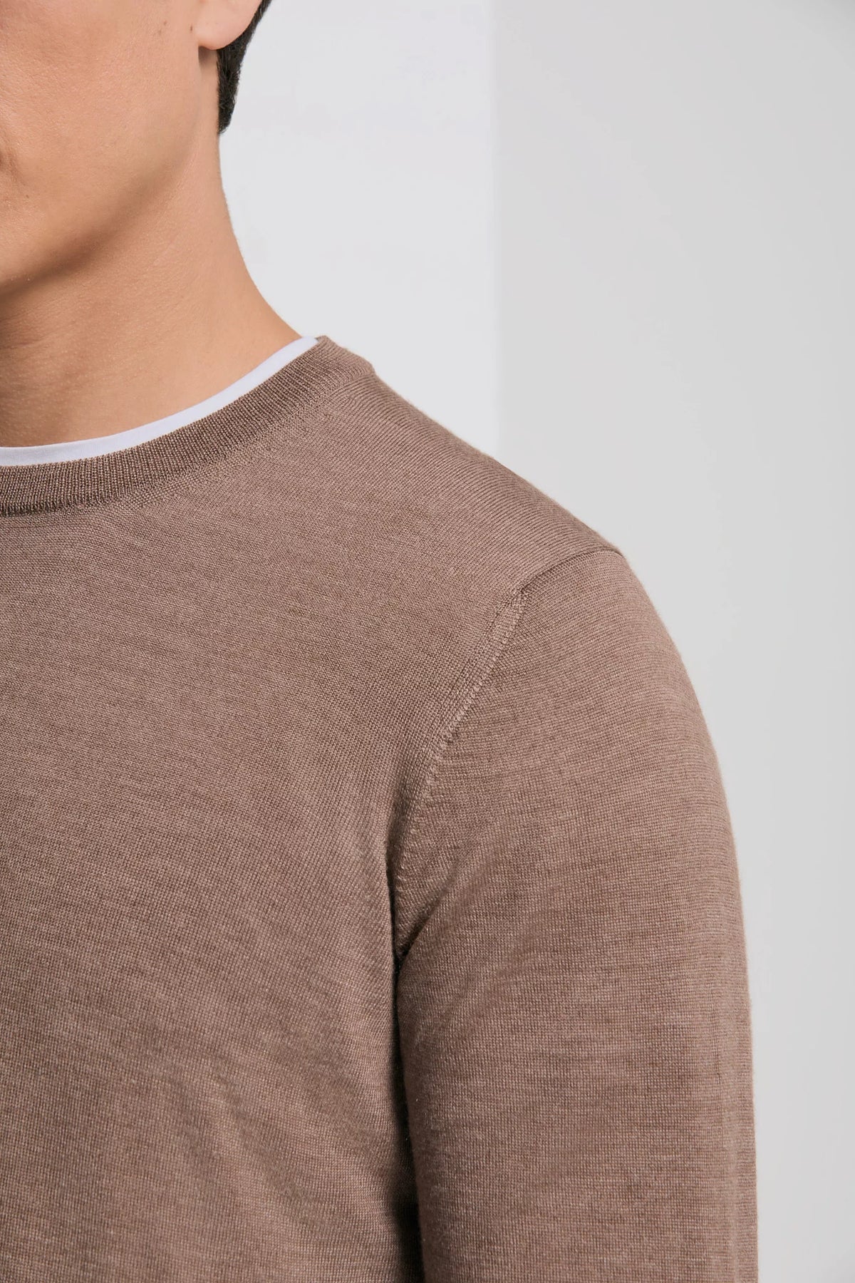 men pini parma x gran sasso hazelnut round neck made in italy in wool and silk