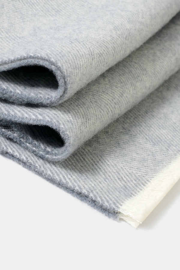 light grey herringbone scarf, men's herringbone scarf, italian wool scarf, light grey wool scarf, luxury men's scarf, elegant men's scarf, refined herringbone scarf, tailored light grey scarf, premium italian scarf, sophisticated men's scarf, timeless italian wool scarf, upscale men's scarf, classic light grey scarf, italian craftsmanship scarf, premium men's wool scarf, refined italian herringbone scarf
