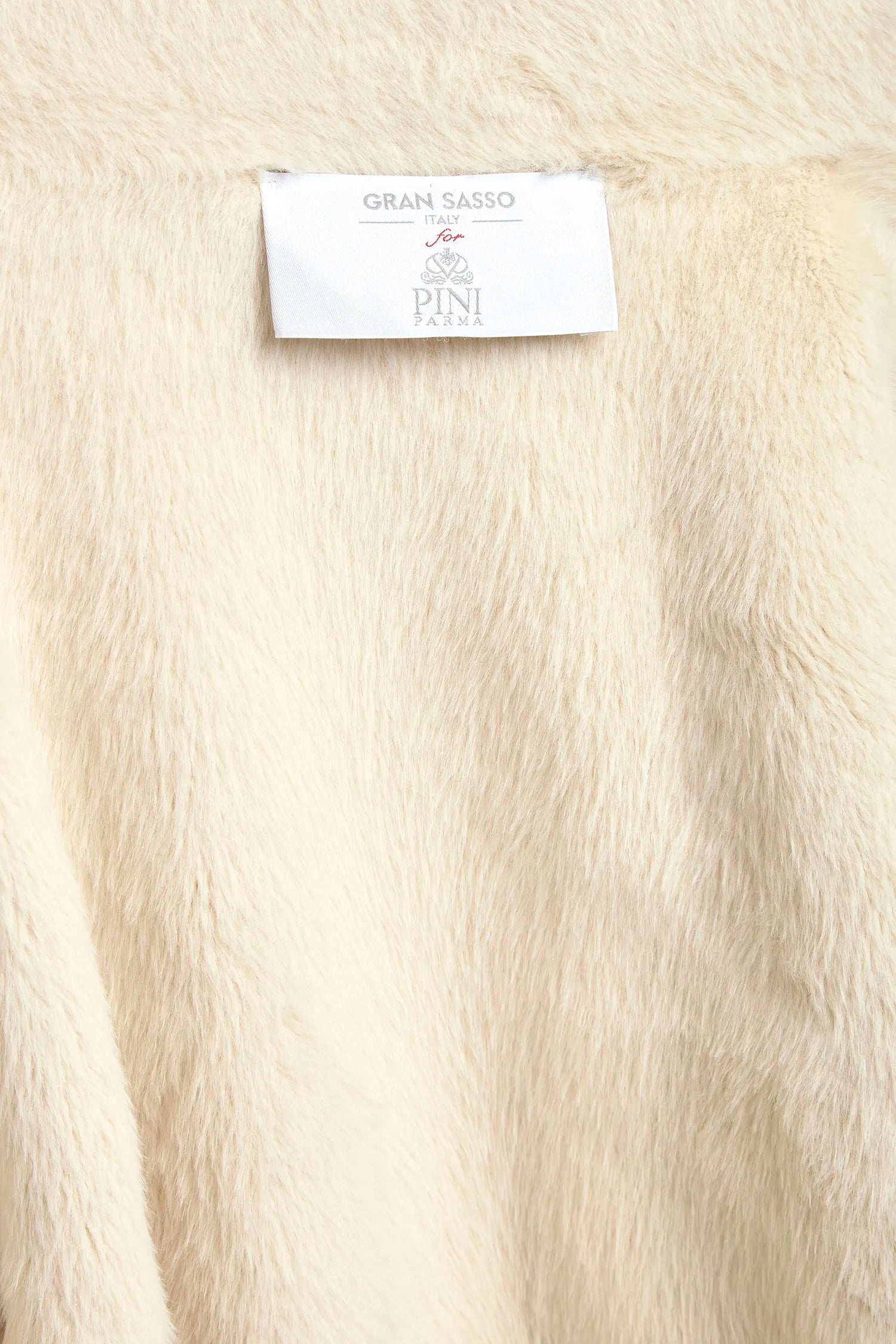 off white cashmere bomber, men's ribbed bomber, italian cashmere jacket, off white bomber jacket, luxury men's bomber, elegant men's knitwear, refined ribbed bomber, tailored off white bomber, premium italian bomber, sophisticated men's jacket, timeless italian bomber, upscale men's outerwear, classic off white jacket, italian craftsmanship bomber, premium men's cashmere bomber, refined italian bomber jacket