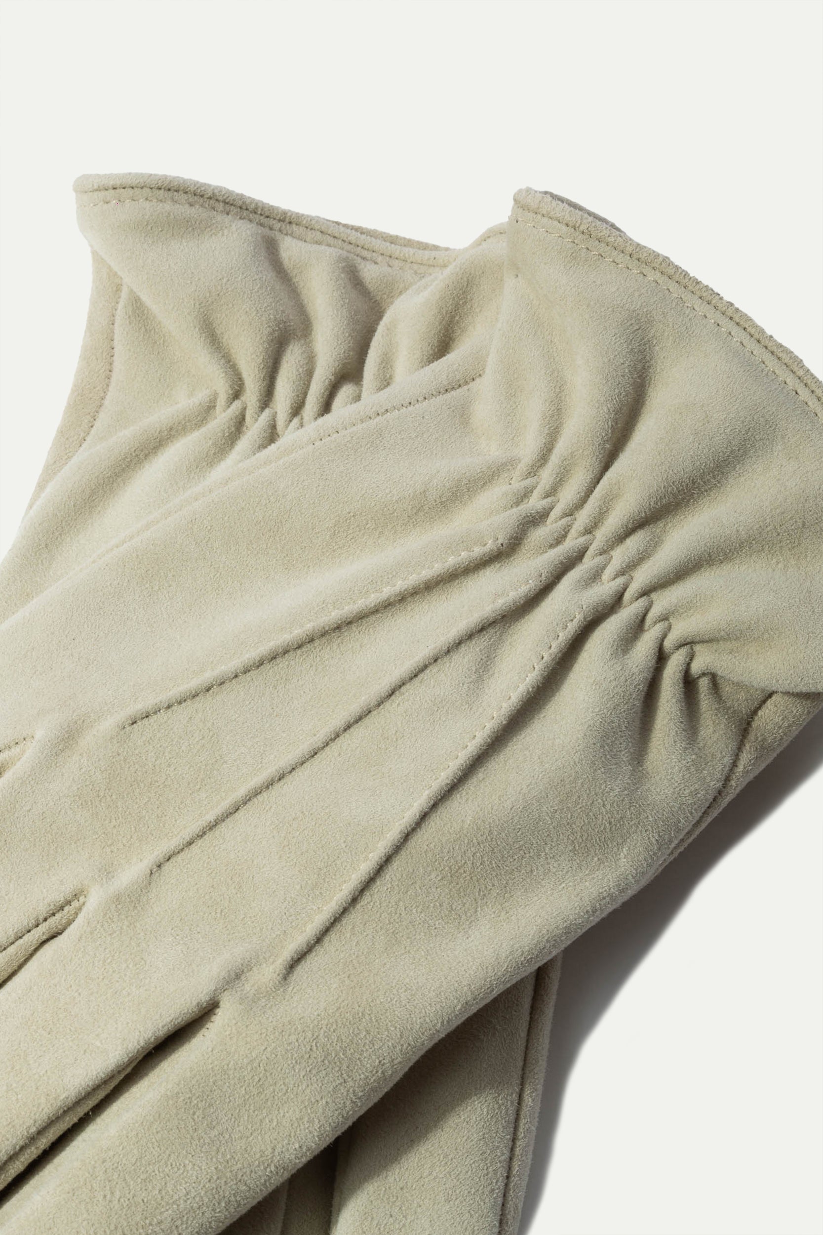 Guanti in pelle scamosciata foderati in cashmere sabbia - Made in Italy