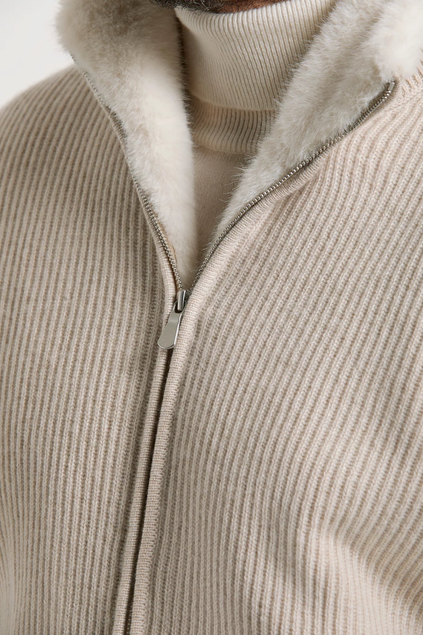 Bomber en maille de cachemire sable avec fourrure - Made in Italy