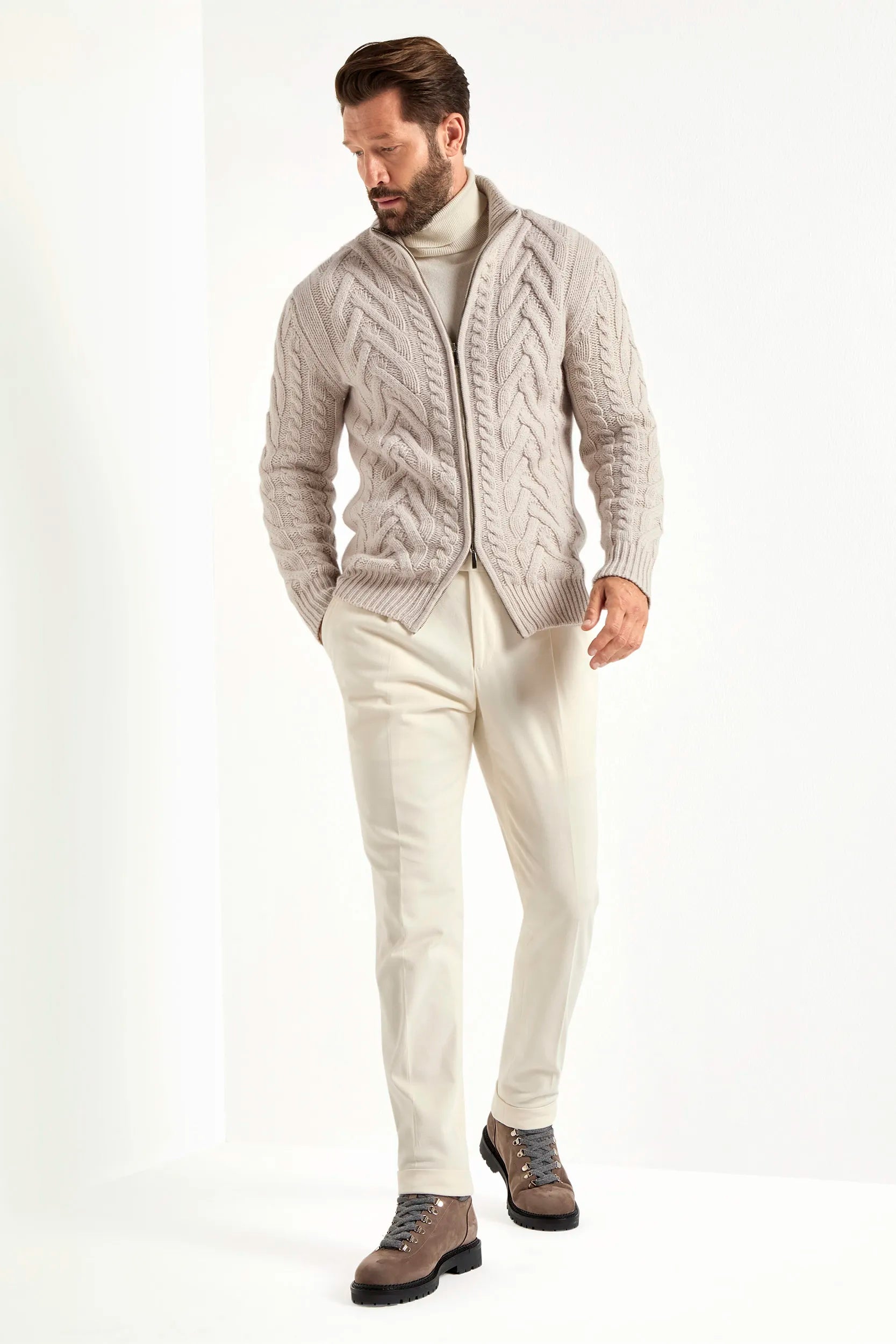 sand jacquard cardigan, men's full zip cardigan, italian knit cardigan, sand zip cardigan, luxury men's cardigan, elegant men's knitwear, refined jacquard cardigan, tailored sand cardigan, premium italian cardigan, sophisticated men's zip sweater, timeless italian knitwear, upscale men's cardigan, classic sand knitwear, italian craftsmanship cardigan, premium men's full zip, refined italian zip cardigan