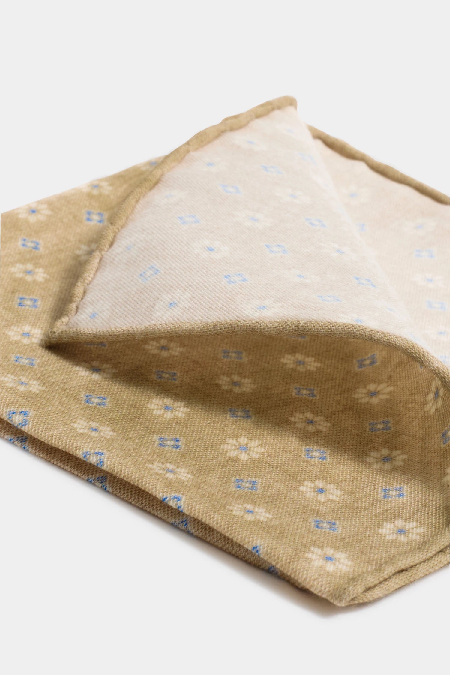 taupe fancy pocket square, men's fancy pocket square, italian silk pocket square, taupe silk pocket square, luxury men's pocket square, elegant men's pocket square, refined fancy pocket square, tailored taupe pocket square, premium italian pocket square, sophisticated men's pocket square, timeless italian pocket square, upscale men's pocket square, classic taupe pocket square