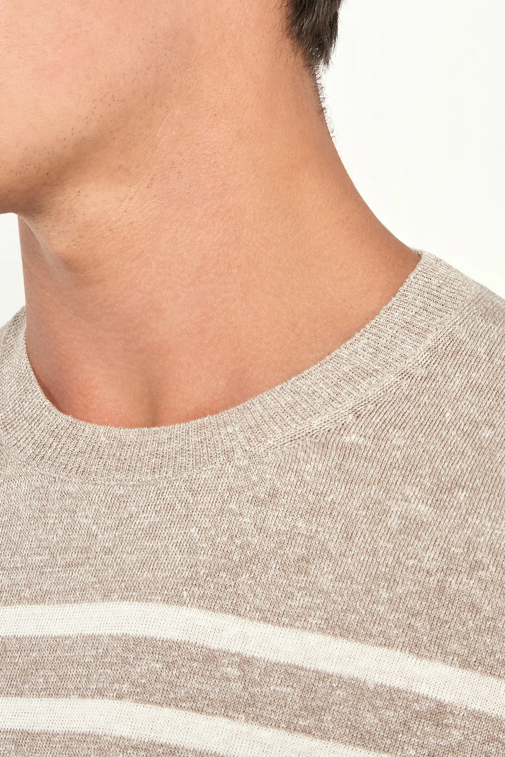 taupe striped t-shirt, men's linen t-shirt, italian linen tee, taupe linen t-shirt, luxury men's t-shirt, elegant men's tee, refined striped t-shirt, tailored taupe t-shirt, premium italian t-shirt, sophisticated men's linen tee, timeless italian t-shirt, upscale men's t-shirt, classic taupe striped t-shirt, italian craftsmanship t-shirt, premium men's linen t-shirt, refined italian striped t-shirt