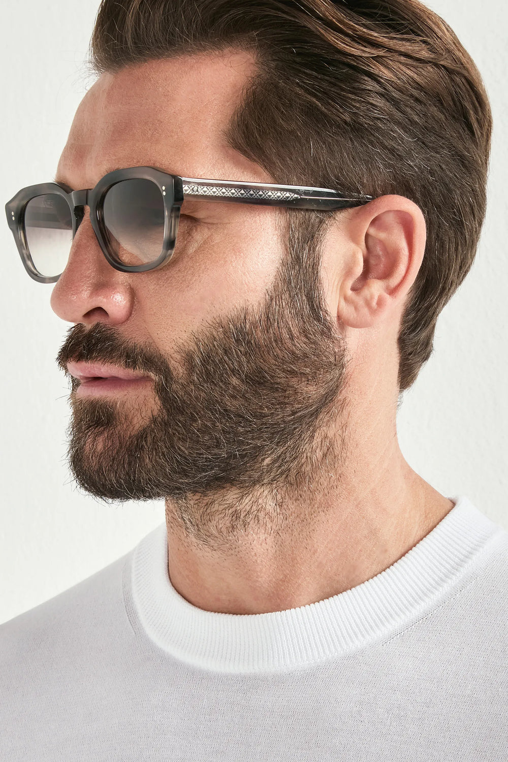 white high neck t-shirt, men's white t-shirt, italian cotton t-shirt, white mock neck t-shirt, luxury men's t-shirt, elegant men's t-shirt, refined cotton t-shirt, tailored white t-shirt, premium italian t-shirt, sophisticated men's top, timeless italian t-shirt, upscale men's t-shirt, classic white t-shirt, italian craftsmanship t-shirt, premium men's high neck t-shirt, refined italian t-shirt