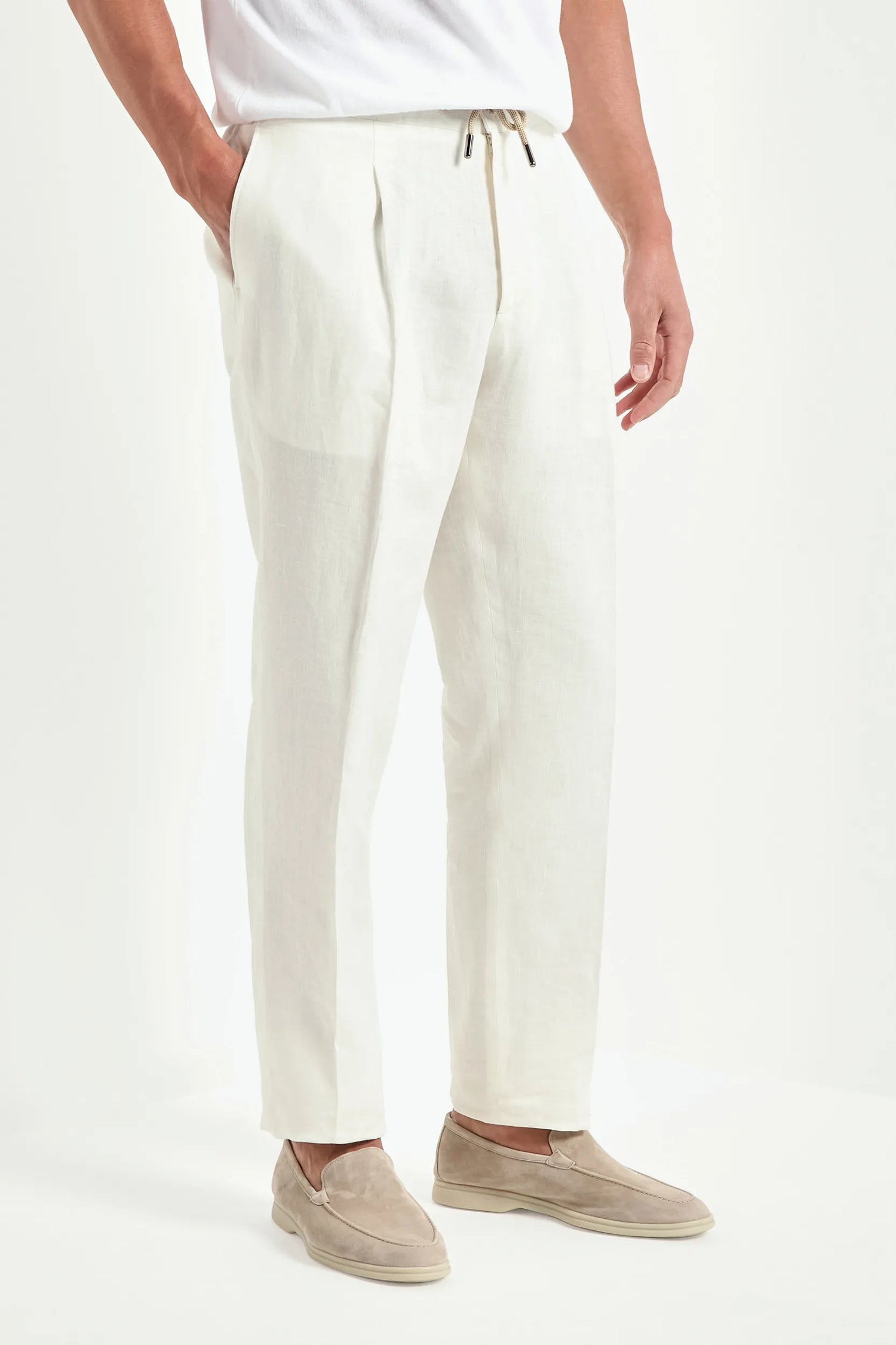 white linen trousers, men's white linen trousers, italian linen pants, white alassio trousers, luxury men's trousers, elegant men's pants, refined linen trousers, tailored white trousers, premium italian trousers, sophisticated men's summer pants, timeless italian trousers, upscale men's trousers, classic white linen pants, italian craftsmanship trousers, premium men's linen trousers, refined italian alassio trousers