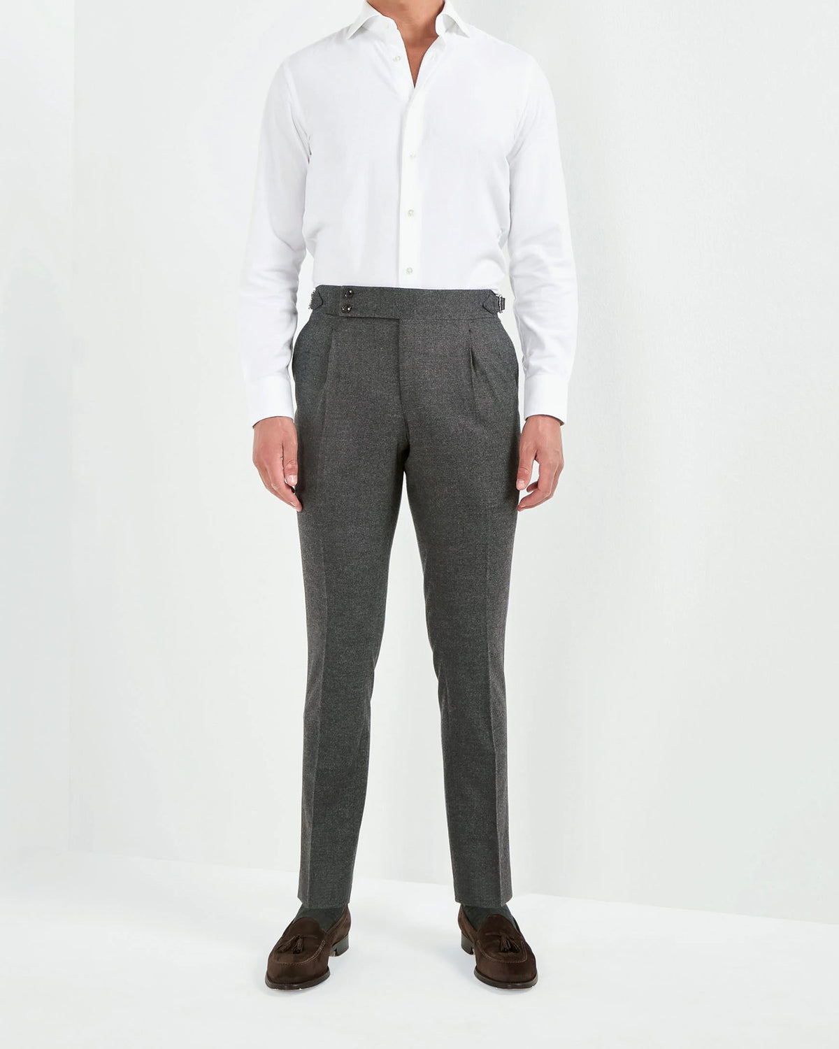 anthracite flannel soragna trousers, men flannel trousers, italian flannel trousers, anthracite wool trousers, luxury men's flannel trousers, elegant men's soragna trousers, refined wool flannel trousers, tailored anthracite soragna trousers, premium italian flannel trousers, sophisticated men's soragna trousers, timeless italian flannel trousers, upscale men's flannel trousers, classic anthracite soragna trousers, italian craftsmanship flannel trousers, premium men's anthracite trousers, refined italian wo