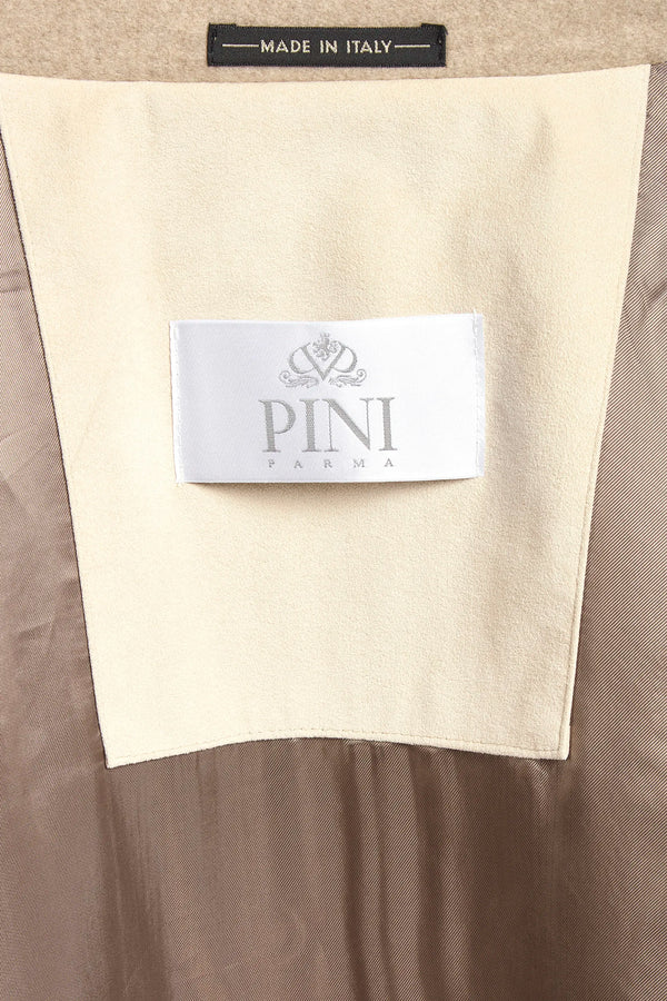 beige cashmere field jacket, italian field jacket, made in italy jacket, luxury field jacket, cashmere outerwear, italian craftsmanship jacket, tailored field jacket, premium cashmere jacket, versatile field jacket, sophisticated outerwear, refined field jacket, lightweight cashmere jacket, elegant field jacket, men's cashmere jacket, italian style jacket, contemporary field jacket, stylish outerwear, high-quality field jacket, classic field jacket, beige luxury jacket