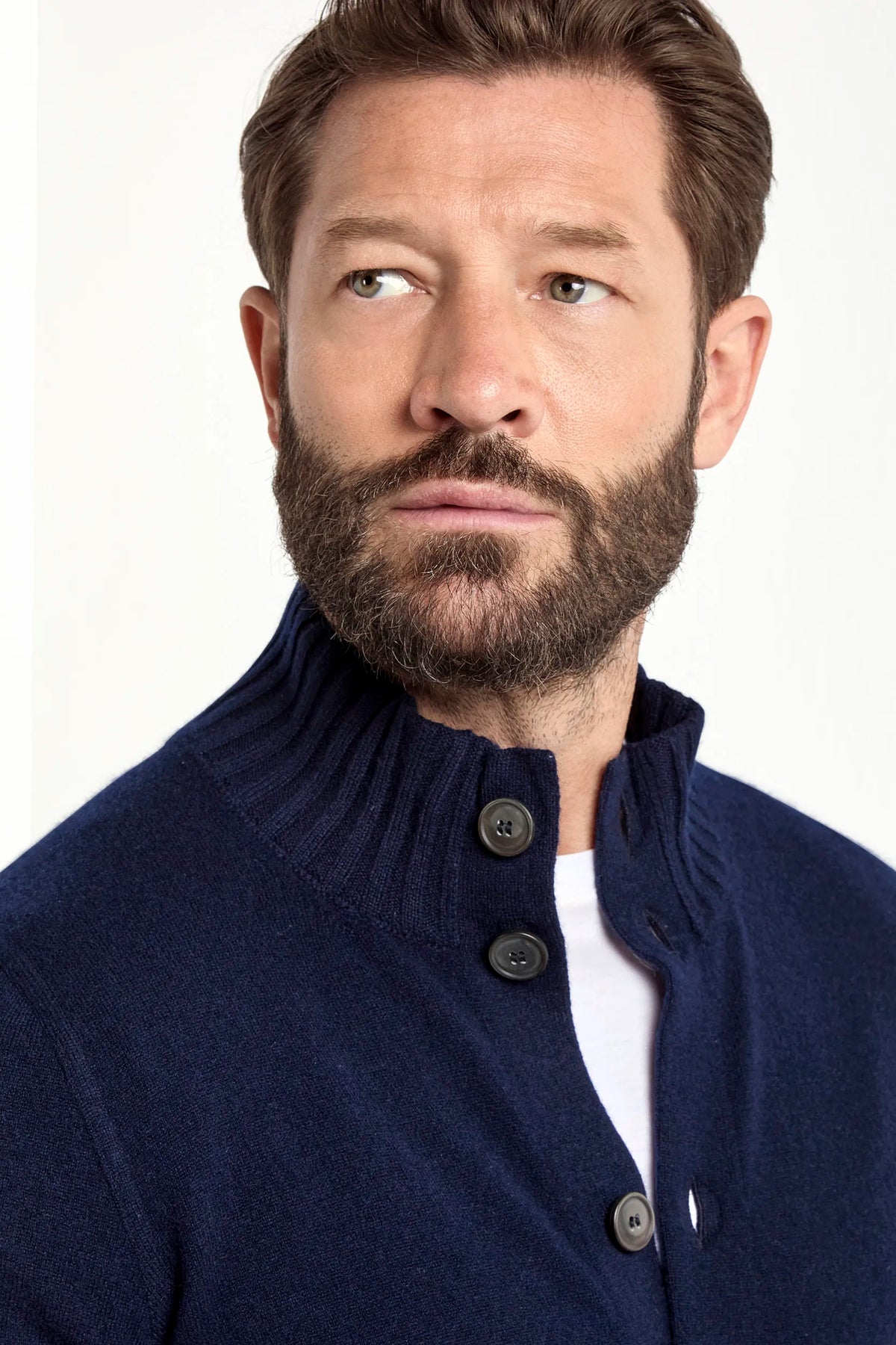Men Cashmere cardigan, Kntted cardigan Gransasso, Gransasso wool cardigan, Uomo cardigan in lana e cashmere, Knitted cardigan Gransasso, cardigan in lana Gransasso, cardigan en cachemire pour homme, cardigan Gransasso cachemire