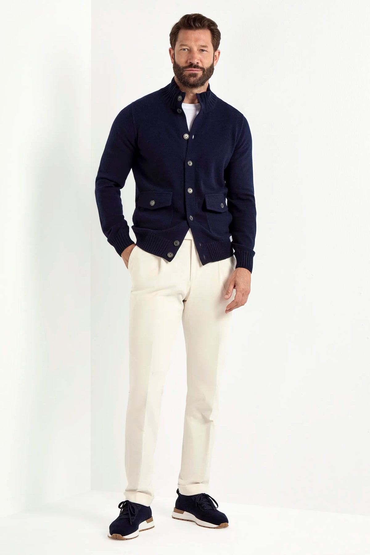 Men Cashmere cardigan, Kntted cardigan Gransasso, Gransasso wool cardigan, Uomo cardigan in lana e cashmere, Knitted cardigan Gransasso, cardigan in lana Gransasso, cardigan en cachemire pour homme, cardigan Gransasso cachemire
