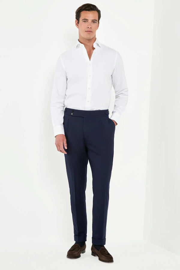 flannel trousers, blue trousers, sartorial trousers, italian style, trousers made in italy, winter trousers, pleated trousers, luxury flannel trousers, tailored blue trousers, wool flannel trousers, elegant men’s trousers, premium italian trousers, classic pleated trousers, blue dress trousers, blue winter pants, italian wool trousers, blue smart trousers, blue formal trousers, italian menswear trousers