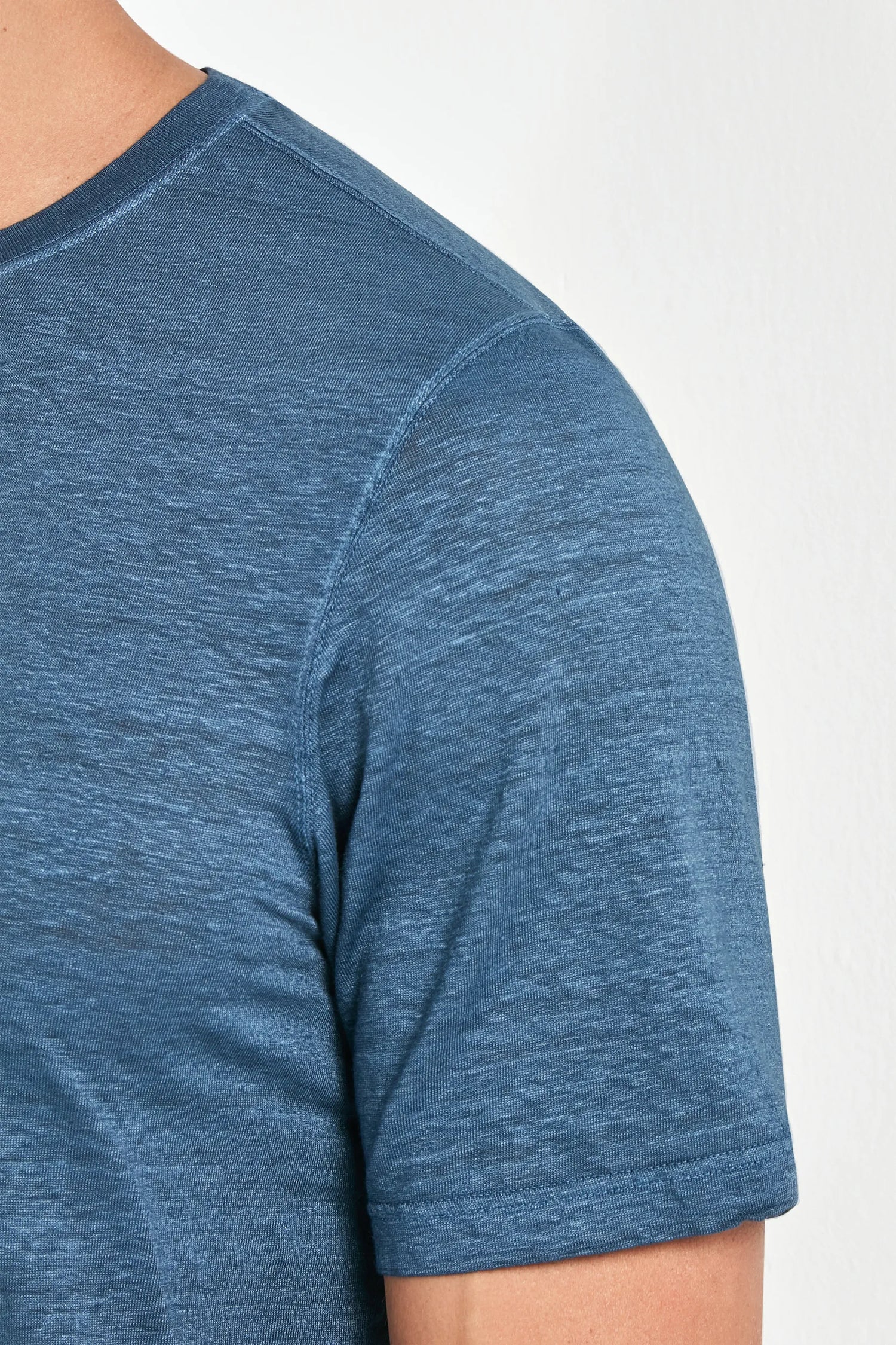 men Pini Parma blue t-shirt made in italy in linen 