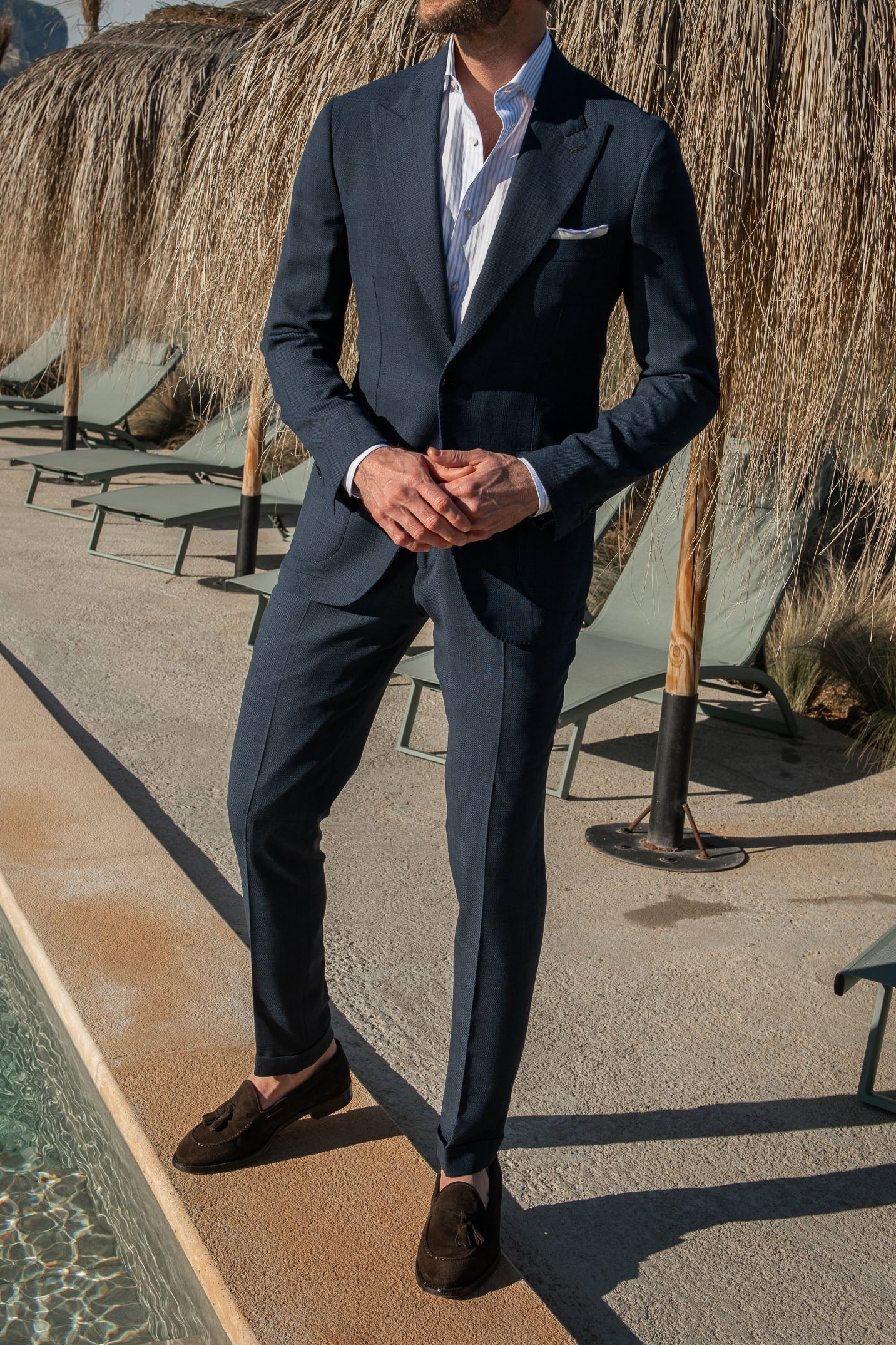 Wool Suit, prince of wales blue suit, blue wool suit, blue prince of wales wool suit, prince of wales suit, italian wool suit, blue summer wool suit, abito blu principe di Galles, abito blu in lana, abito blu principe di Galles, abito principe di Galles, abito italiano in lana, abito estivo in lana, costume bleu du prince de Galles, costume bleu en laine, costume bleu du prince de Galles, costume du prince de Galles, costume italien en laine, costume bleu en laine pour l'été, 