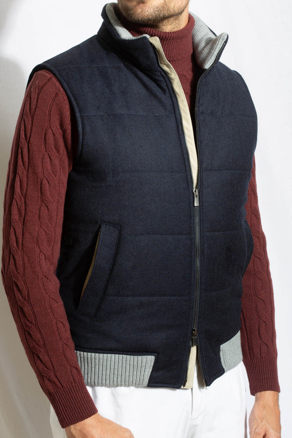 Blue down vest, Blue Down vest for men, doudoune sans manche, doudoune pour homme, gilet smanicato, smanicato, gilet per uomini, gilet bleu, doudoune bleue.