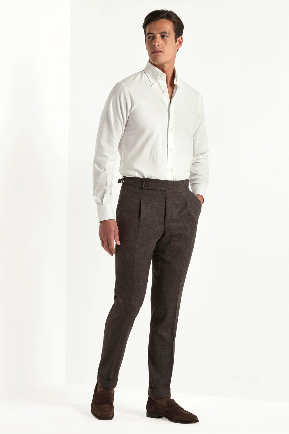 brown flannel trousers, brown ghurka flannel trousers, brown winter trousers, pantalon marron en flanelle, pantalon ghurka marron, pantalon ghurka flanelle marron