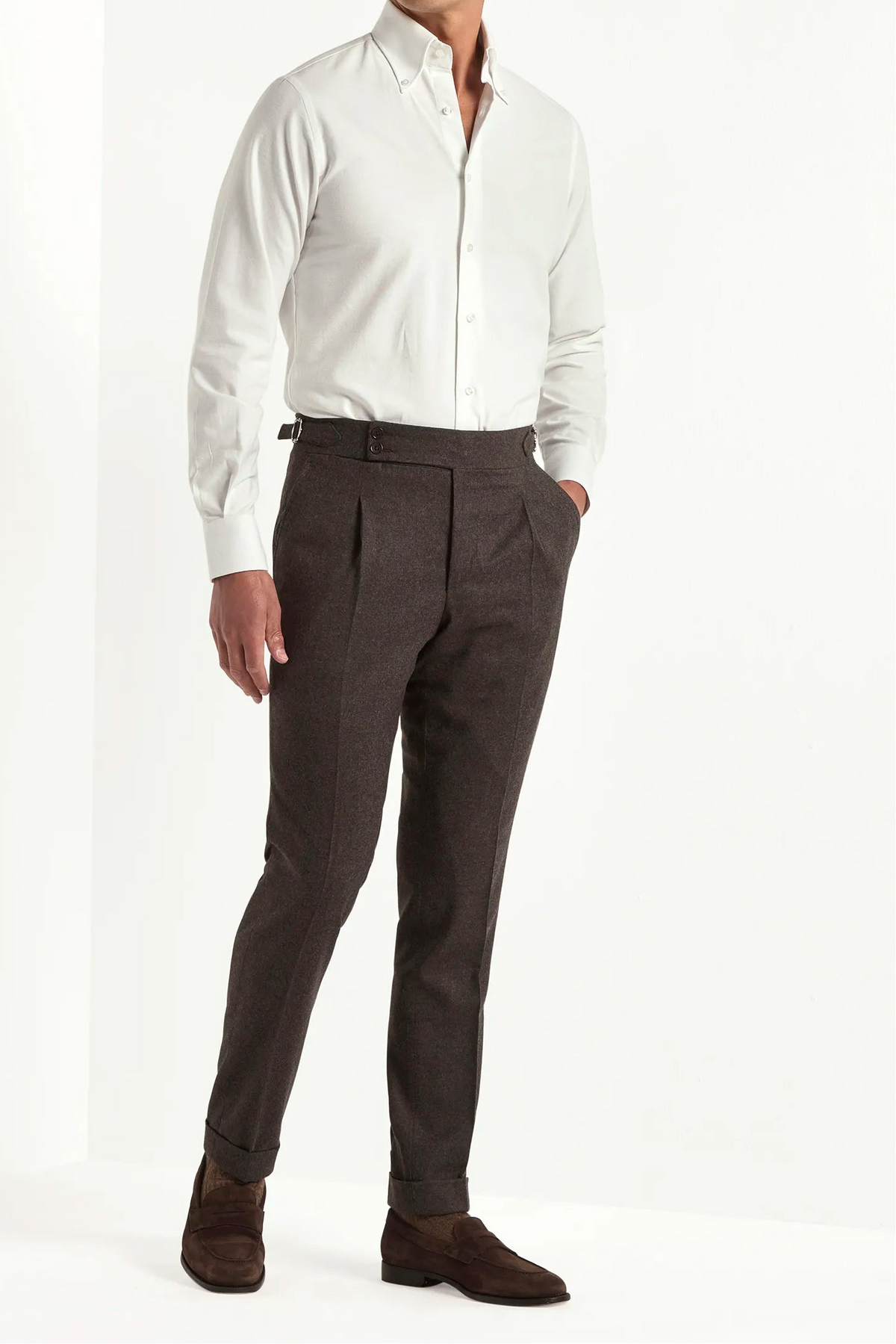 brown flannel trousers, brown ghurka flannel trousers, brown winter trousers, pantalon marron en flanelle, pantalon ghurka marron, pantalon ghurka flanelle marron