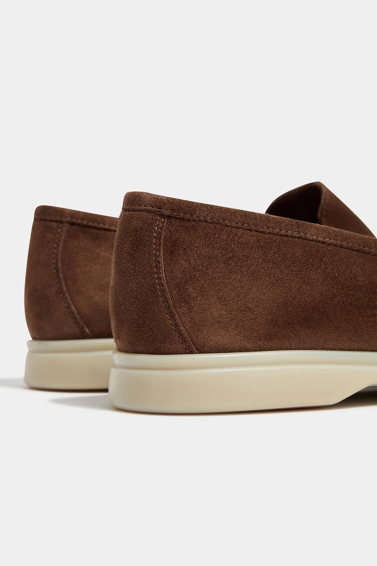 brown Loafers, Suede Loafers, brown Suede Loafers, Men Loafers, Italian Loafers, Italian Men Shoes, brown italian loafers, Mocassini marroni, Mocassini in camoscio, Mocassini in camoscio marroni, Mocassini da uomo, Mocassini italiani, Scarpe da uomo italiane, Mocassini marroni italiani, Mocassins marrons, Mocassins en Suède, Mocassins en Suède marrons, Mocassins pour hommes, Mocassins italiens, Chaussures italiennes pour hommes, Mocassins italiens marrons